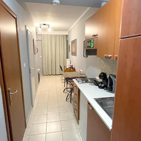 Thea Apartment *